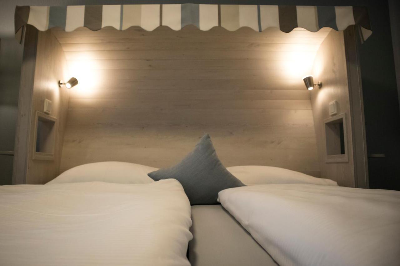 Hotel Am Friesenstrand Tossens Eksteriør billede