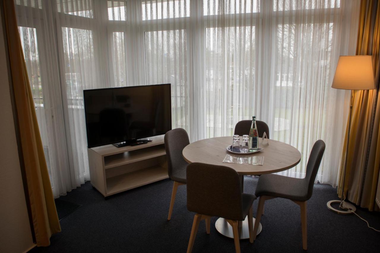 Hotel Am Friesenstrand Tossens Eksteriør billede