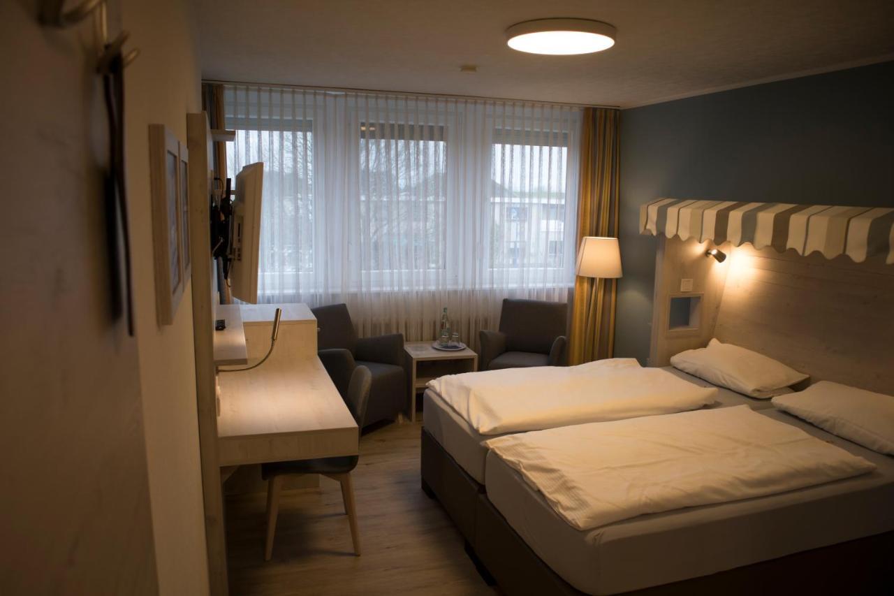 Hotel Am Friesenstrand Tossens Eksteriør billede